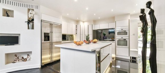 4 bedrooms House in St Johns Wood, United Kingdom No. 7433 3