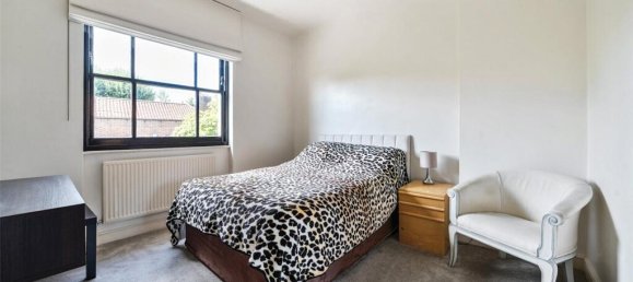 4 bedrooms House in St Johns Wood, United Kingdom No. 7433 6