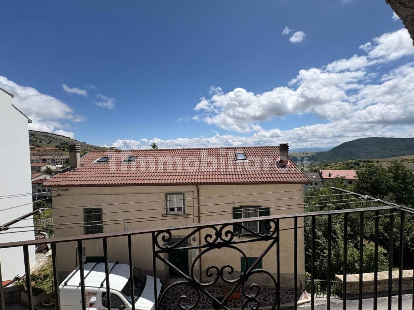 Casa de 3 dormitorios en Capracotta, Italy No. 277636