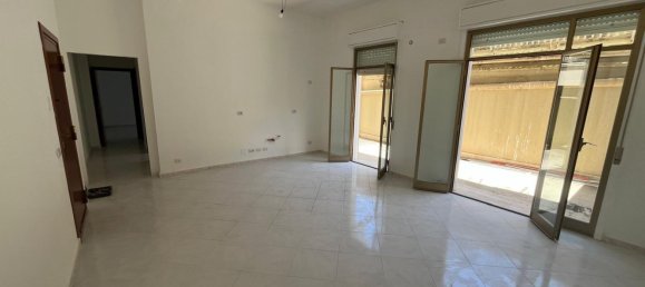 4 chambres Appartement à Palermo, Italy No. 347006 6