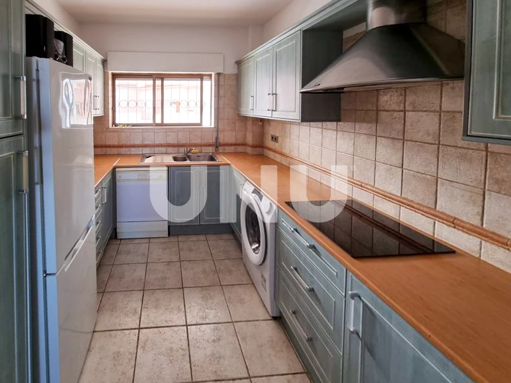 4 bedrooms Apartment in Albufeira, Portugal No. 319087