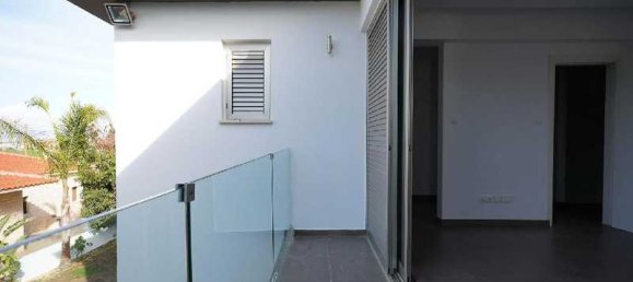 4 Schlafzimmer Gewerbliche Immobilie in Tseri, Cyprus, Nr. 20379 4