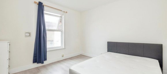 2 bedrooms House in Watford, United Kingdom No. 6080 9