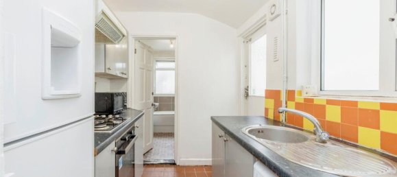 2 bedrooms House in Watford, United Kingdom No. 6080 15