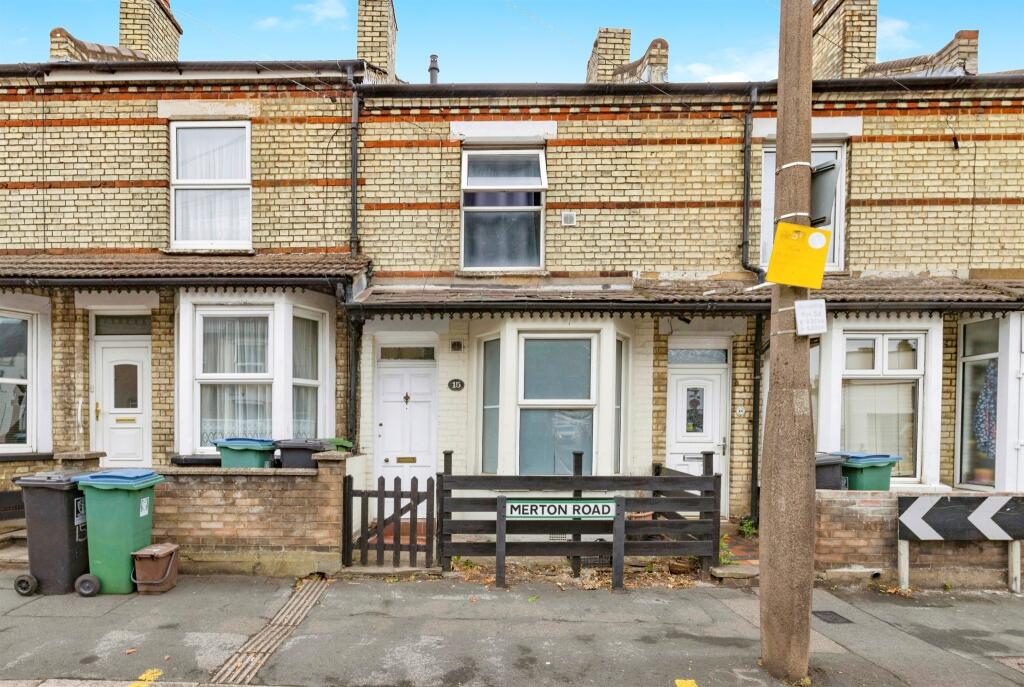 2 bedrooms House in Watford, United Kingdom No. 6080