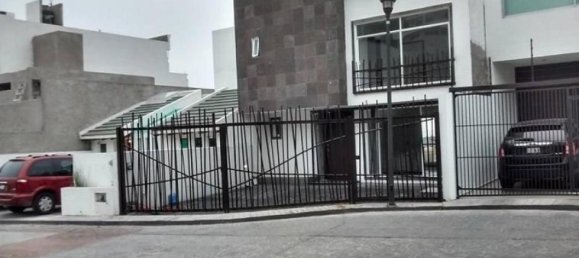 3 bedrooms House in Queretaro, Mexico No. 157001 2