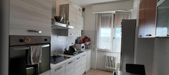 3 bedrooms Apartment in Muggiò, Italy No. 361162 2