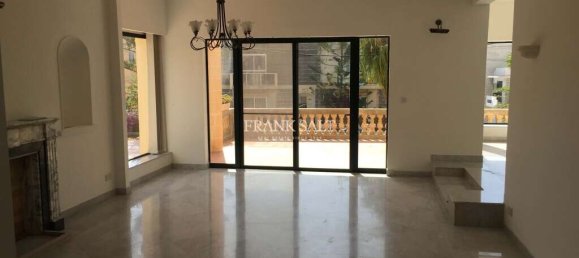 Villa de 4 dormitorios en Swieqi, Malta No. 3199 6