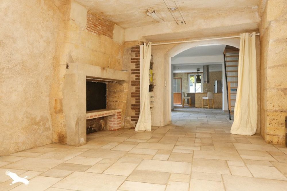 2 bedrooms House in Vernou-sur-Brenne, France No. 287548