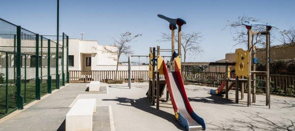 Apartamento de 3 dormitorios en Mijas Costa, Spain No. 4812 21