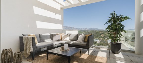 Apartamento de 3 dormitorios en Mijas Costa, Spain No. 4812 16