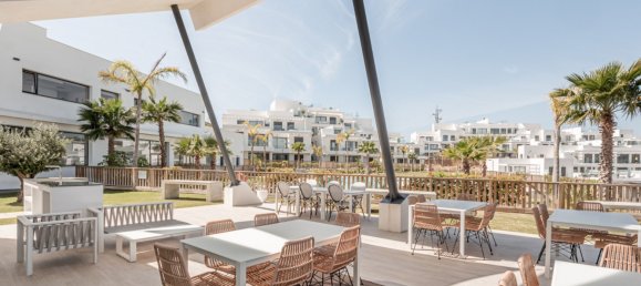 Apartamento de 3 dormitorios en Mijas Costa, Spain No. 4812 19