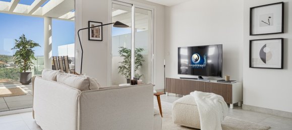 Apartamento de 3 dormitorios en Mijas Costa, Spain No. 4812 18