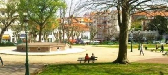 1 bedroom Apartment in Biarritz, France No. 294007 2