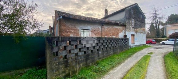 3 غرف نوم منزل في San Daniele Po, Italy رقم 154710 2