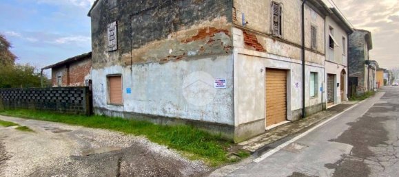 3 غرف نوم منزل في San Daniele Po, Italy رقم 154710 19