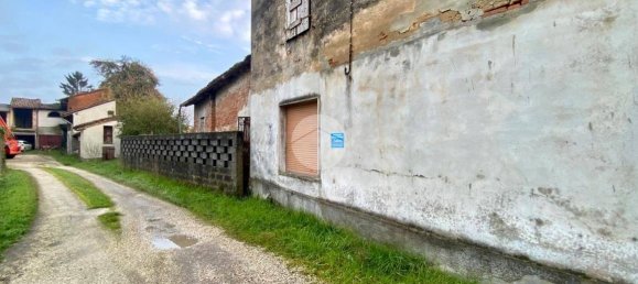 3 غرف نوم منزل في San Daniele Po, Italy رقم 154710 4