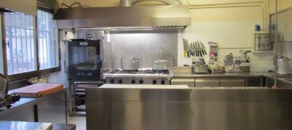 Gewerbliche Immobilie in Lucca, Italy 40m², Nr. 102000 4