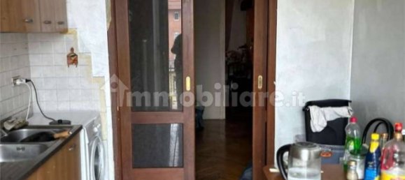 2 bedrooms Apartment in Turin, Italy No. 266077 2