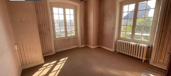 5 bedrooms House in Villers-Cotterets, France No. 242708 7