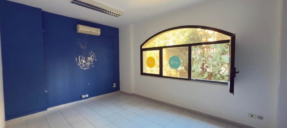 5 rooms Apartment in Caserta, Italy No. 232126 11