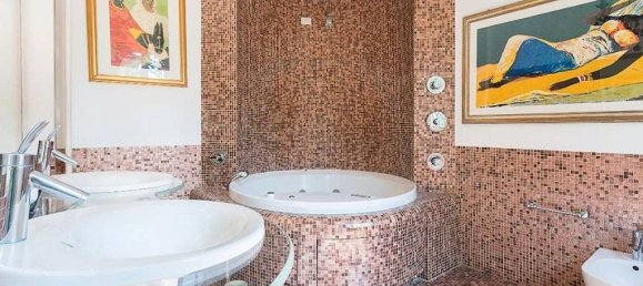 5 غرف نوم فيلا في Cesano Maderno, Italy رقم 231362 21