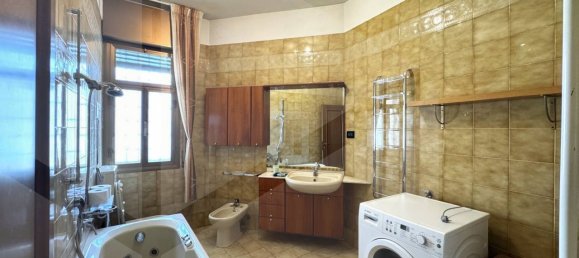 3-Zimmer Wohnung in Casalecchio di Reno, Italy, Nr. 18640 38