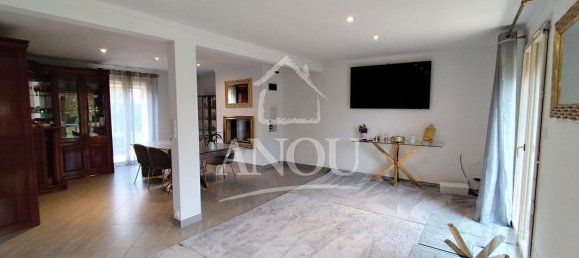 Casa de 5 dormitorios en Chateaudun, France No. 54327 2