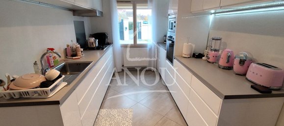 Casa de 5 dormitorios en Chateaudun, France No. 54327 4