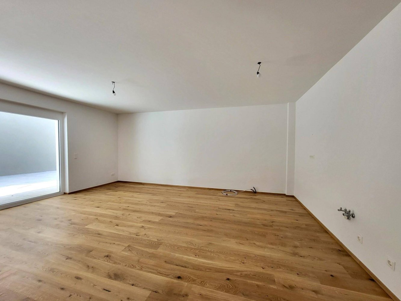 Коммерческая недвижимость с 3 комнатами в Ашах ан дер Штейр, Австрия № 86293