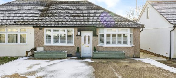 2 bedrooms Bungalow in Watford, United Kingdom No. 6206 16