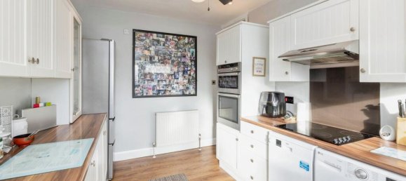 2 bedrooms Bungalow in Watford, United Kingdom No. 6206 2