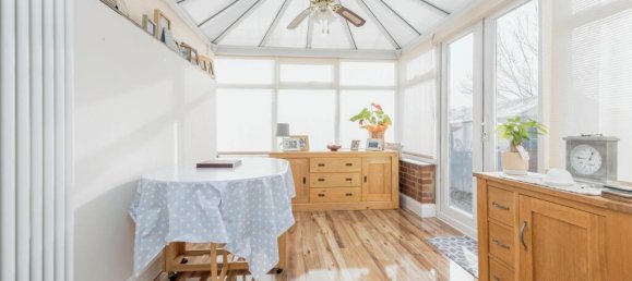 2 bedrooms Bungalow in Watford, United Kingdom No. 6206 11