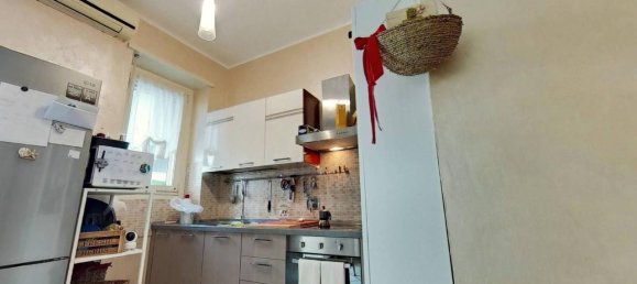 2 rooms Apartment in Turin, Italy No. 27146 6