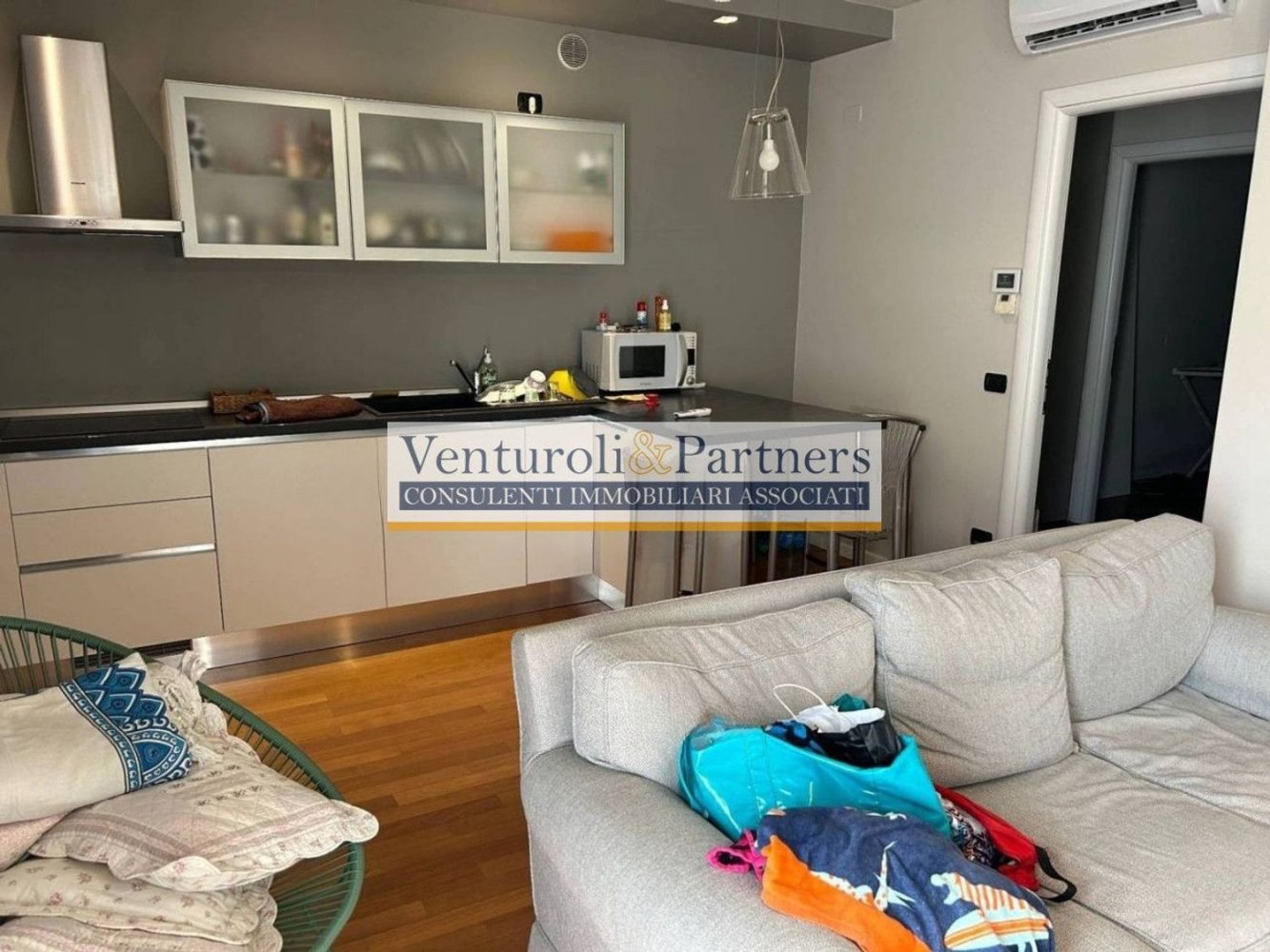 3 bedrooms Apartment in Padenghe sul Garda, Italy No. 361353