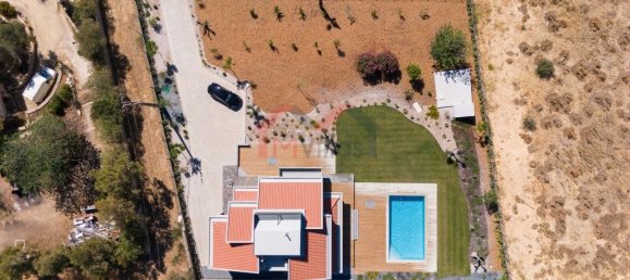 7 Schlafzimmer Haus in Quarteira, Portugal, Nr. 33047 17