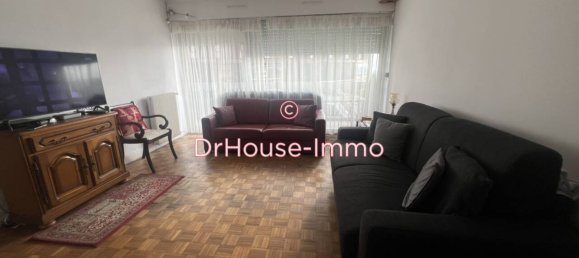 1 bedroom Apartment in Creteil, France No. 165151 4