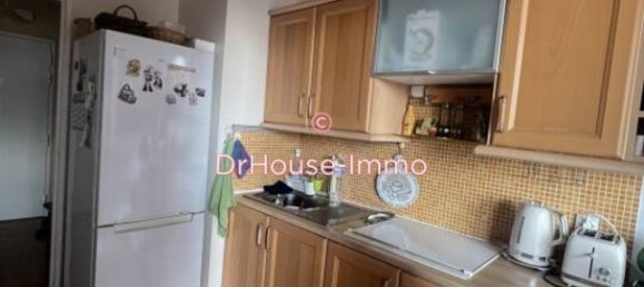 1 bedroom Apartment in Creteil, France No. 165151 6