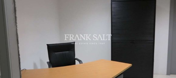 Oficina en Birkirkara, Malta 700 m² No. 11805 16