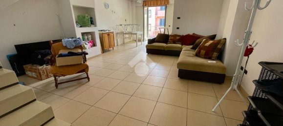 2 bedrooms Duplex in Caivano, Italy No. 320801 5