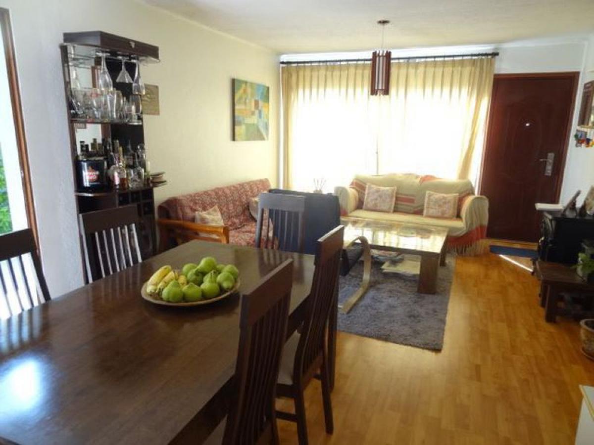 3 bedrooms House in Santiago, Chile No. 1523