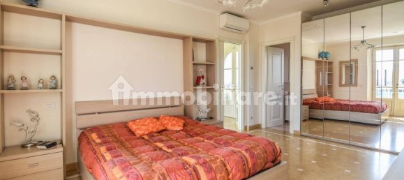 5 bedrooms Villa in Pietrasanta, Italy No. 69389 18