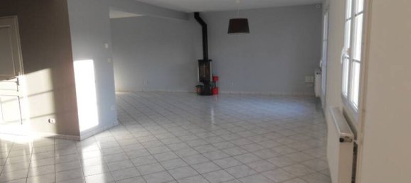 Дом с 4 спальнями в Сен-Реми-ле-Шеврёз, Франция № 92343 2