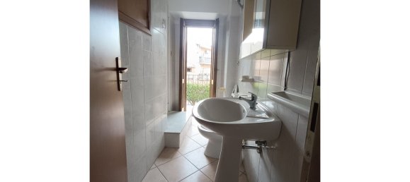 Casa de 4 habitaciónes en Pianopoli, Italy No. 113949 7