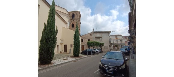 Casa de 4 habitaciónes en Pianopoli, Italy No. 113949 2