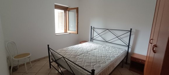 Casa de 4 habitaciónes en Pianopoli, Italy No. 113949 6