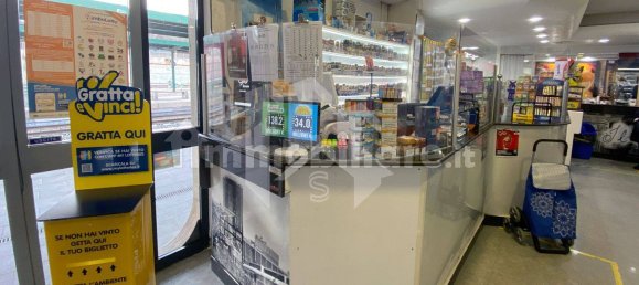 Propiedad comercial de 1 habitación en Florence, Italy No. 370706 6