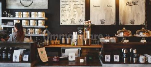 Propiedad comercial de 1 habitación en Florence, Italy No. 370706 5