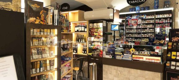 Propiedad comercial de 1 habitación en Florence, Italy No. 370706 11