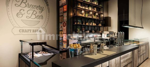 Propiedad comercial de 1 habitación en Florence, Italy No. 370706 10